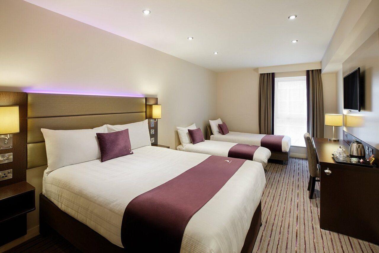 Premier Inn Chelmsford City Centre Exterior foto